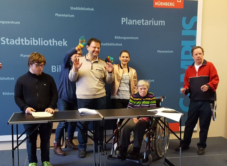 „barrierefrei Lernen“ am Bildungszentrum Nürnberg – Bildungsangebote für Menschen mit und ohne Behinderung